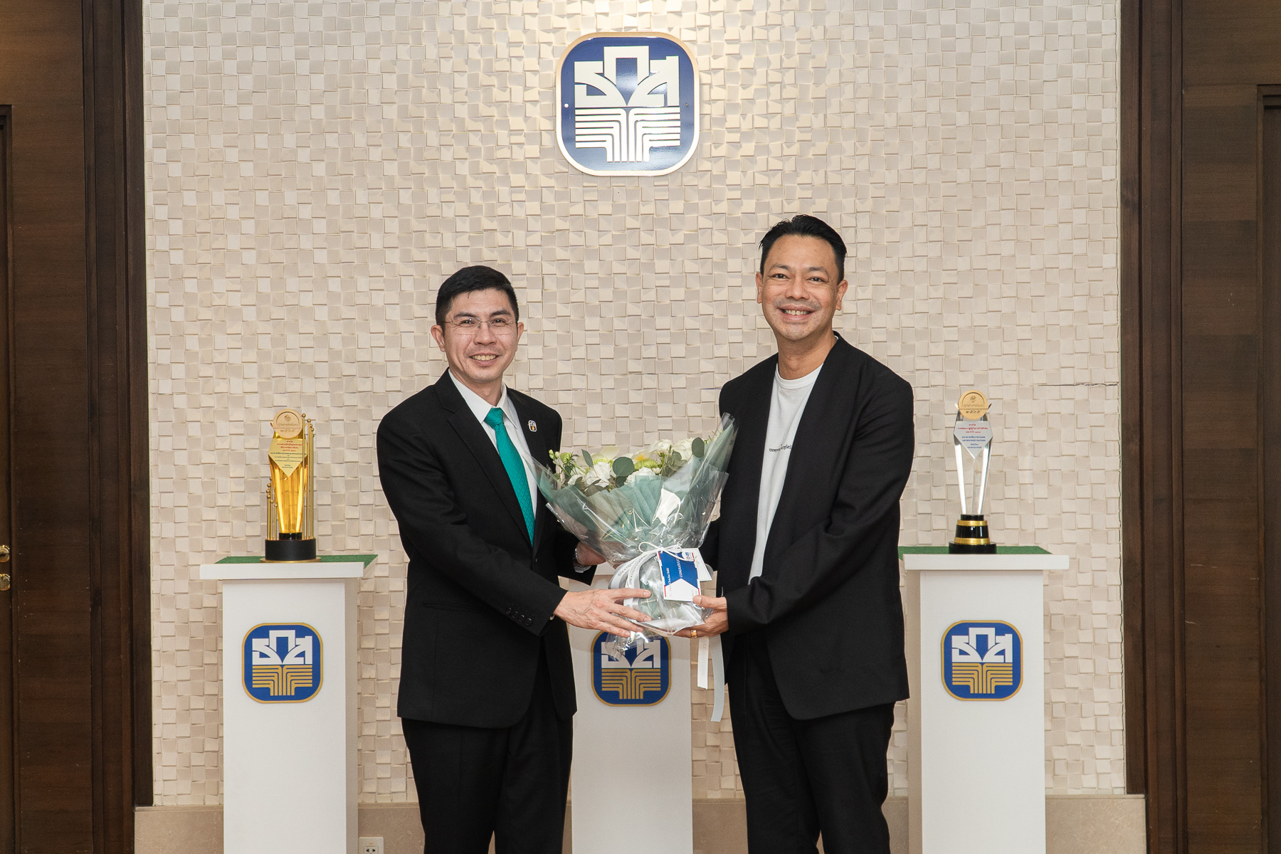 EXIM BANK ร่วมยินดีผู้จัดการธนาคารเพื่อการเกษตรและสหกรณ์การเกษตร