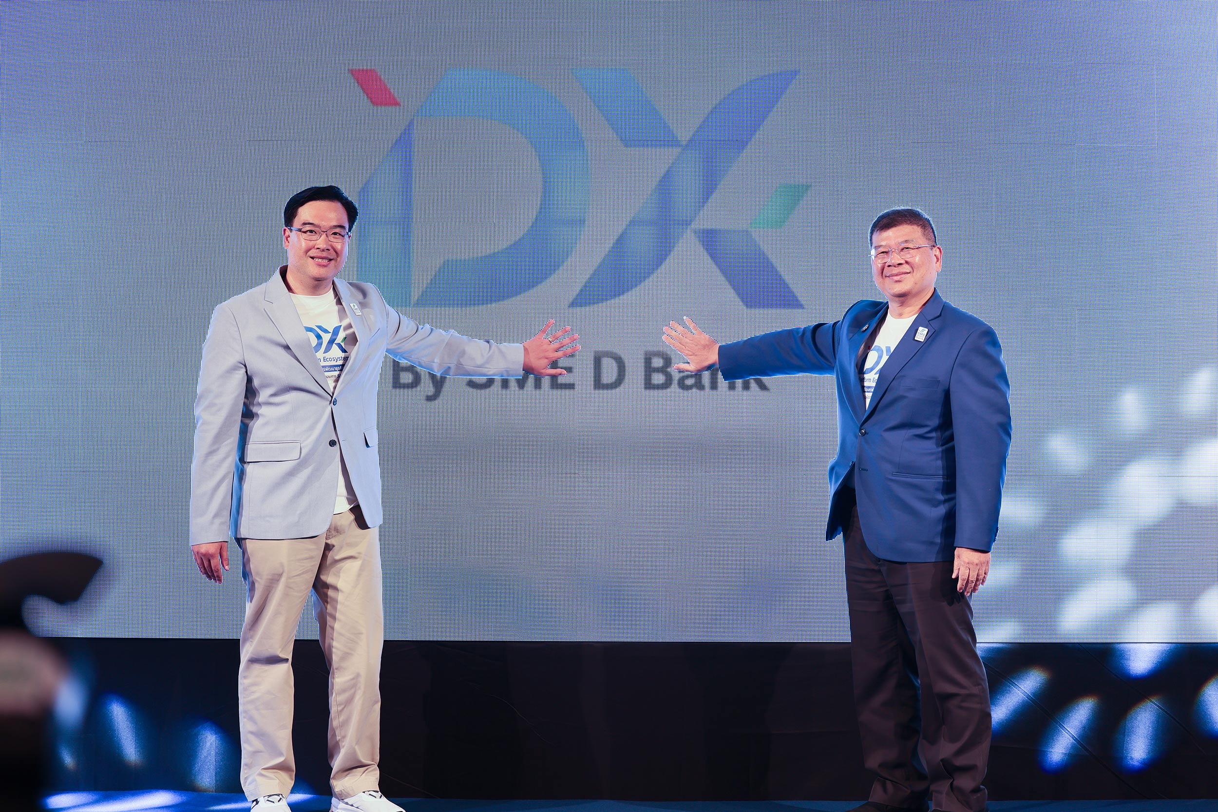 SME D Bank เปิดตัวแพลตฟอร์มสุดเจ๋ง ‘DX’ ผนึกพันธมิตรรัฐ-เอกชน ตั้งเป้าปี 67 ผู้สมัคร 2 หมื่นราย