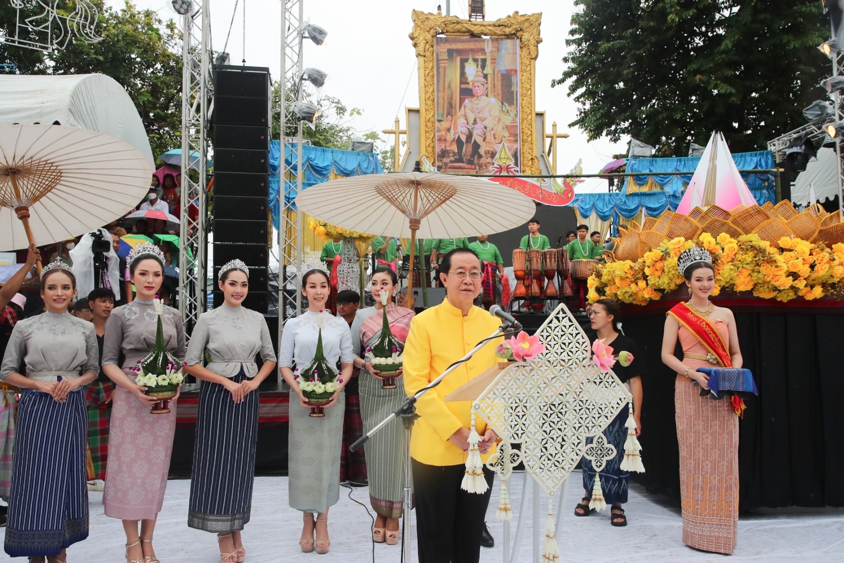 ธ.ก.ส. ร่วมสืบสานประเพณีแห่เทียนพรรษา จังหวัดอุบลราชธานี