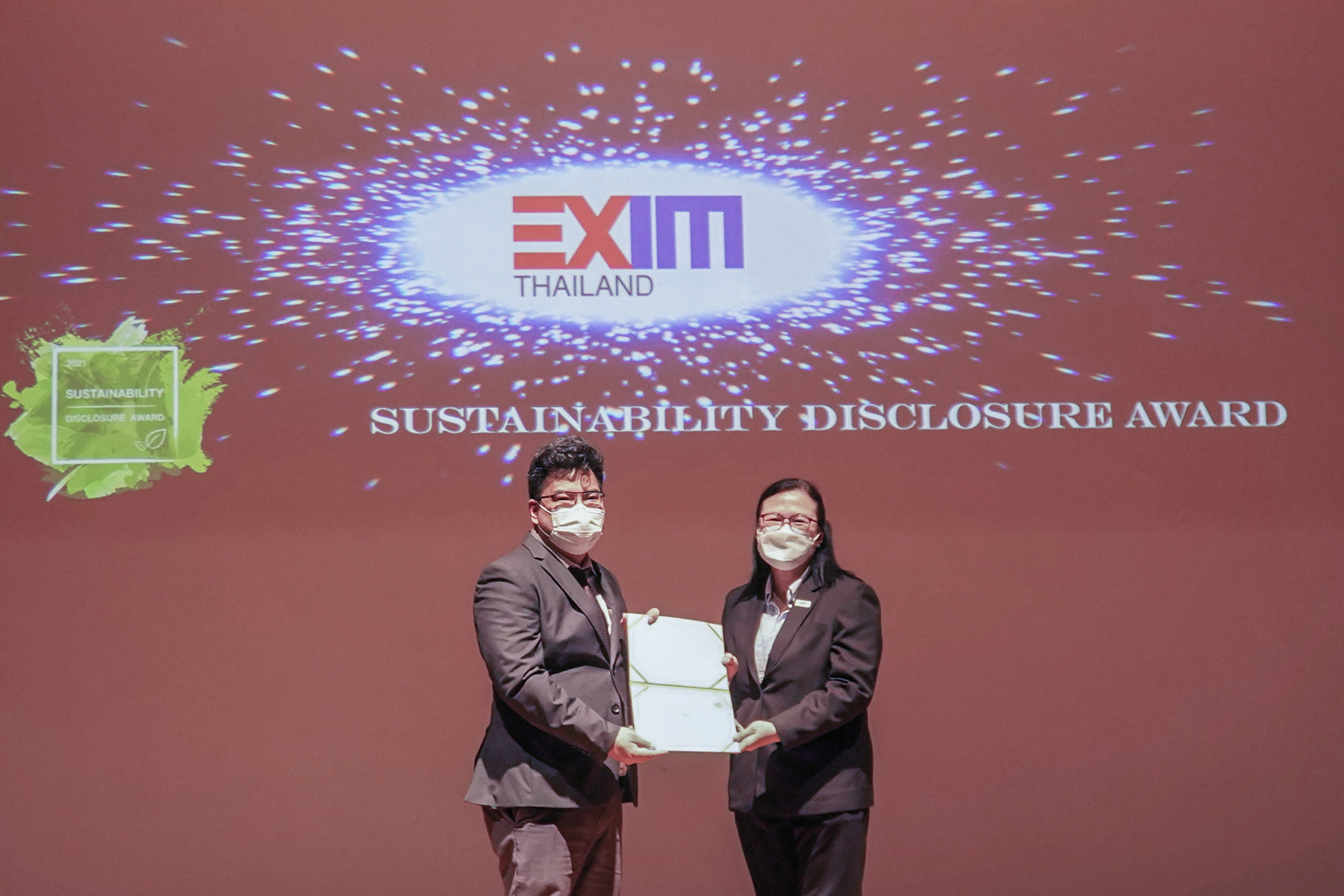 EXIM BANK รับรางวัลการเปิดเผยข้อมูลความยั่งยืน ปี 2564