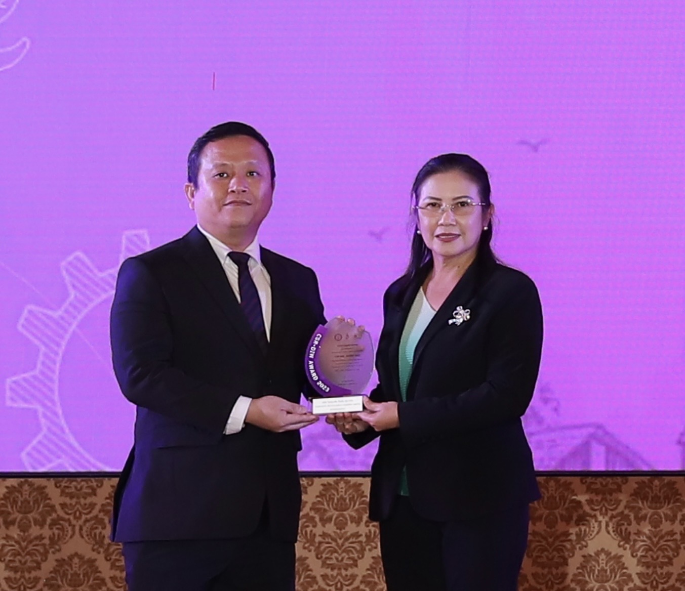 บริษัทไทยพลาสติก รีไซเคิล กรุ๊ป รับรางวัล CSR-DIW AWARD 2023 สถานประกอบการมีมาตรฐานความรับผิดชอบต่อสังคม