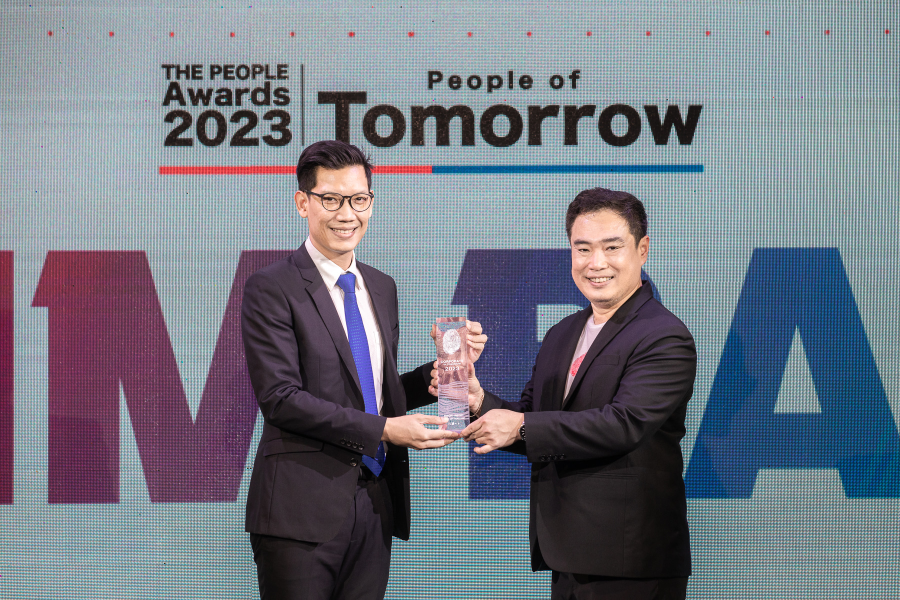 EXIM BANK รับรางวัล Corporate of Tomorrow องค์กรขับเคลื่อนธุรกิจไทยให้เติบโตในโลกการค้ายุคใหม่อย่างยั่งยืน