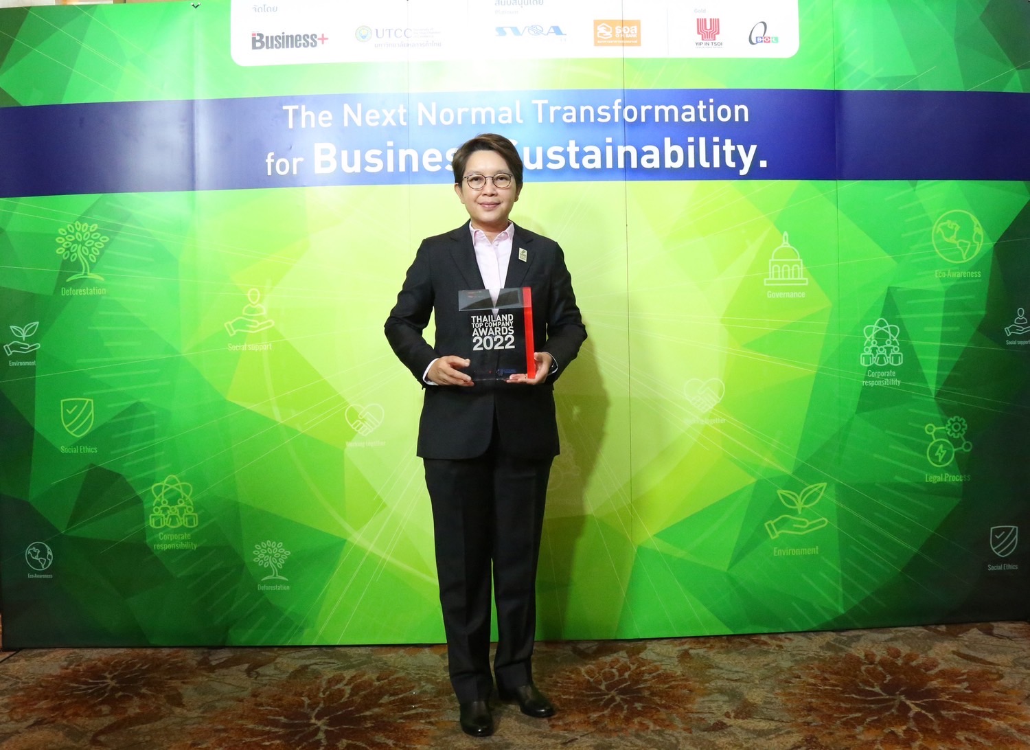 SME D Bank  คว้ารางวัล “THAILAND TOP COMPANY AWARDS 2022”