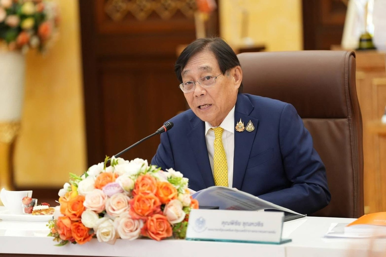 คลัง มอบนโยบาย ธอส. ปล่อยสินเชื่อใหม่ครึ่งปีหลังอัดเม็ดเงินลงสู่ระบบเศรษฐกิจกว่า 1.5 แสนล้านบาท