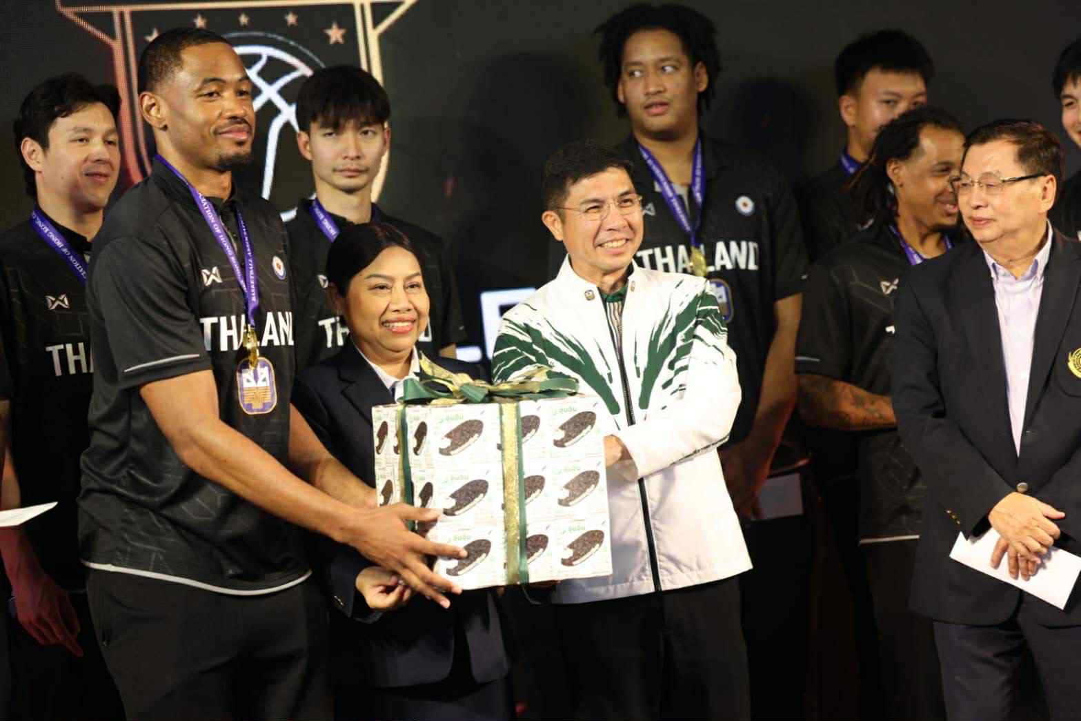 ผู้จัดการ ธ.ก.ส. ร่วมแถลงข่าวเปิดลีกบาสอาชีพ “Basketball Thai League 2025”